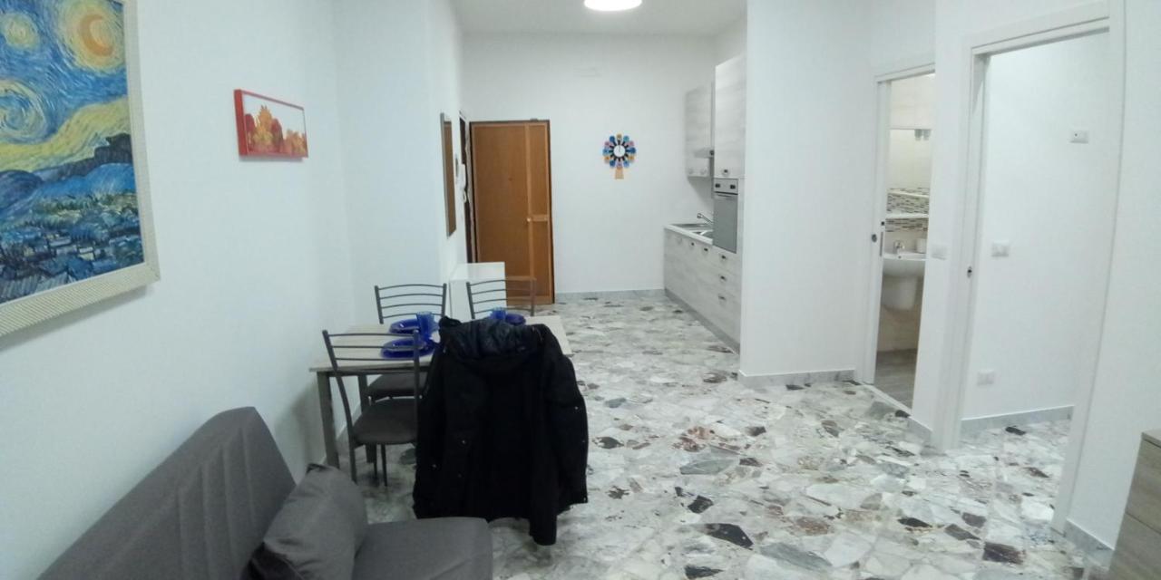 Station Suite Bari Exteriör bild